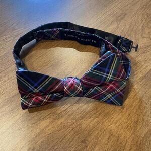 Tommy Hilfiger Classic Plaid Silk Men's Bow Tie Adjustable Navy Blue Red